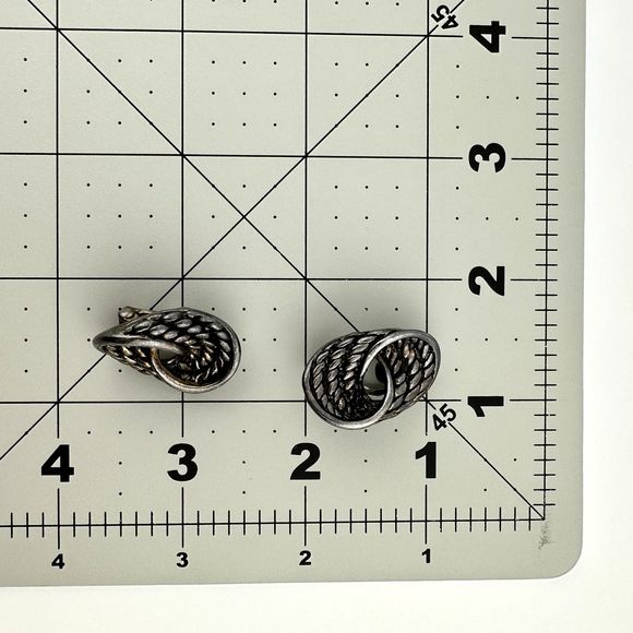 Vintage Premier Designs Knot Clip on Earrings Antique Silver Tone 2002 Catalog - Picture 8 of 8